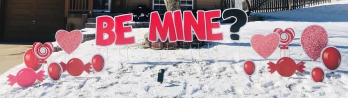 valentines day yard display